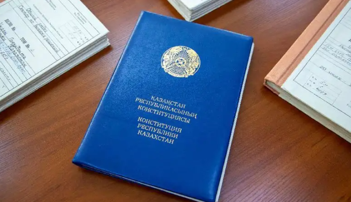ПОЗИЦИЯ о толковании п.6 постановляющей части нормативного постановления Конституционного Совета РК  «Об официальном толковании п.1 ст.4, п.1 ст.14, подп.3) п.3 ст.77, п.1 ст.79 и п.1 ст.83 Конституции РК» от 6 марта 1997 г. № 3