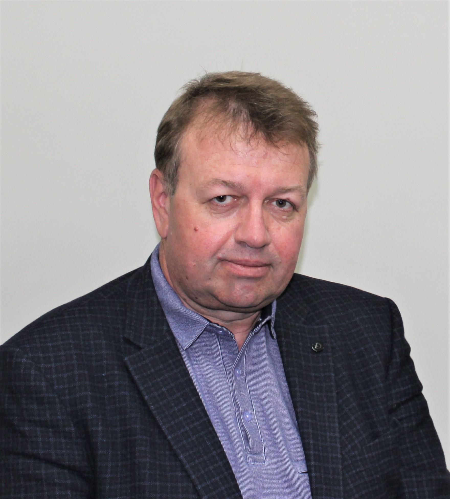 КРИВОНОСОВ  Виктор Викторович 